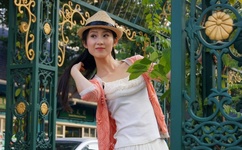 美女被日动态图